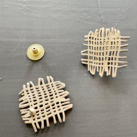 80's post earrings - Picture 2 of 2